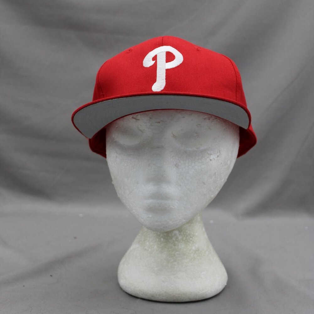 Philadelphia Phillies Hat (VTG) - Classic Logo by Twins - Adult Snapback